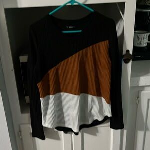Size large fall color pull over top